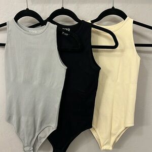 QQQ sleeveless bodysuits